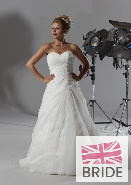 deborah-romantica-2014-weddingdress.jpg