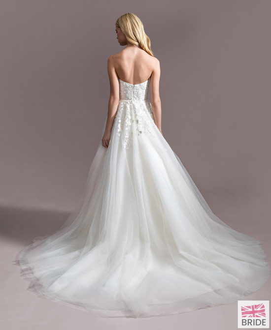 allison-webb-bridal-fall-2019-style-4957-cece_0.jpg