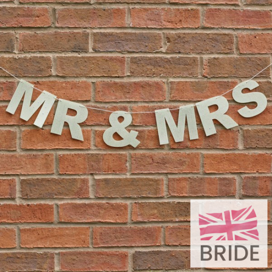 MRMRSBUNTING-IVORYGLITTER10.50TheWeddingofmyDreams(3).jpg