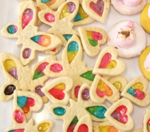 closeup_stained_glass_window_cookies_by_kittenkiss-d513omw.png