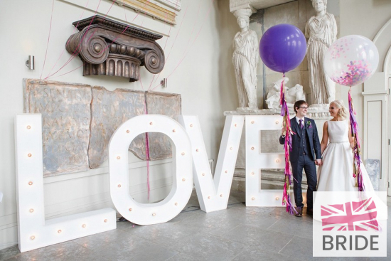 LUCYDAVENPORTPHOTOGRAPHY5BubblegumBalloonsatAynhoePark.jpg