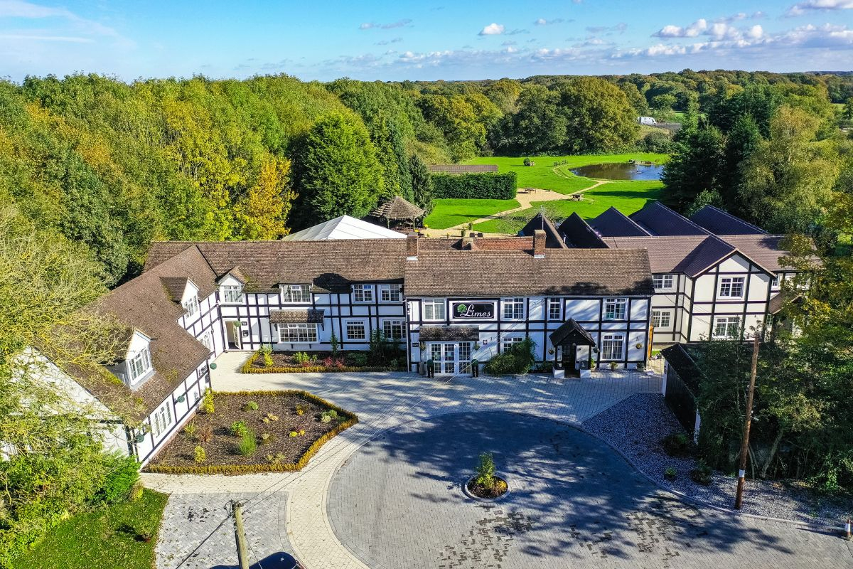Thumbnail image for Wedding Fayre The Limes Country Lodge