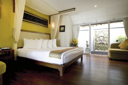 Wedding Competition: This month's Power User winners Kevin and Kelly will enjoy a luxury honeymoon on White Beach, Phuket. Wedding Competition: This month's Power User winners Kevin and Kelly will enjoy a luxury honeymoon on White Beach, Phuket.