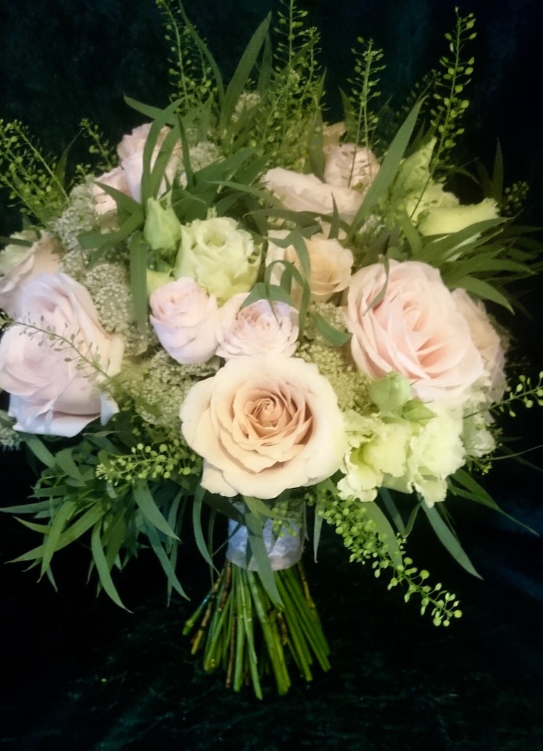Amazing wedding flowers for Gainsborough& Lincoln