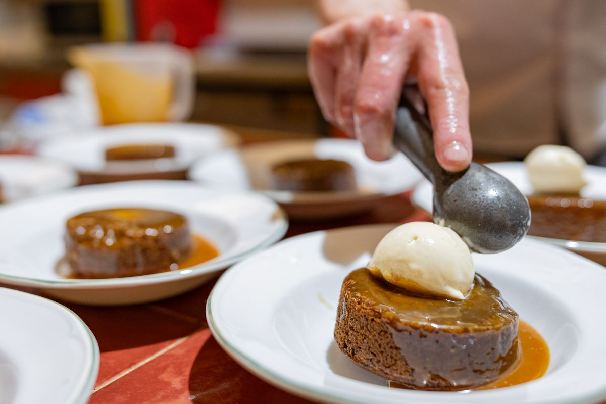 Receive a 15% off EUF discount as a UKbride member