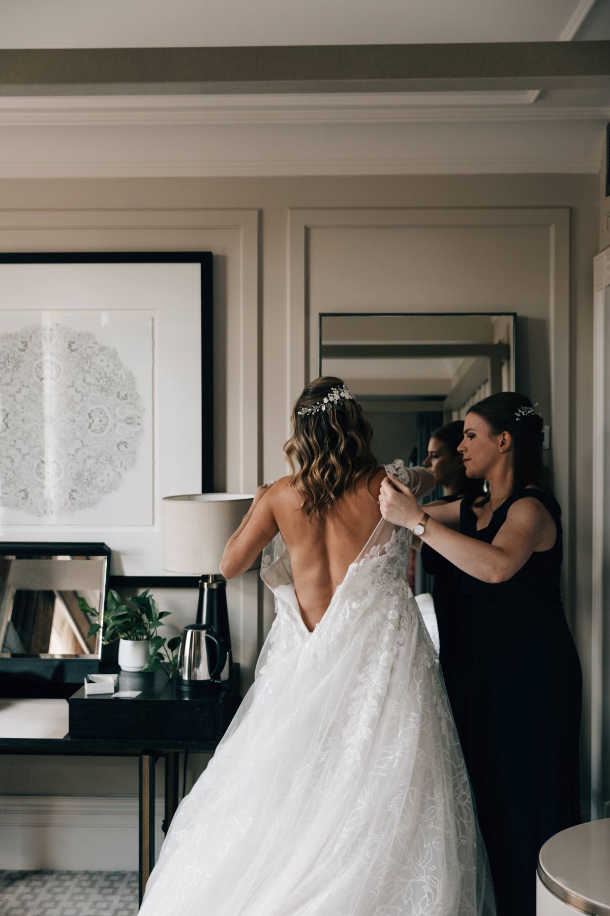 Here's a Top Wedding Tip from Hiro Arts Photography