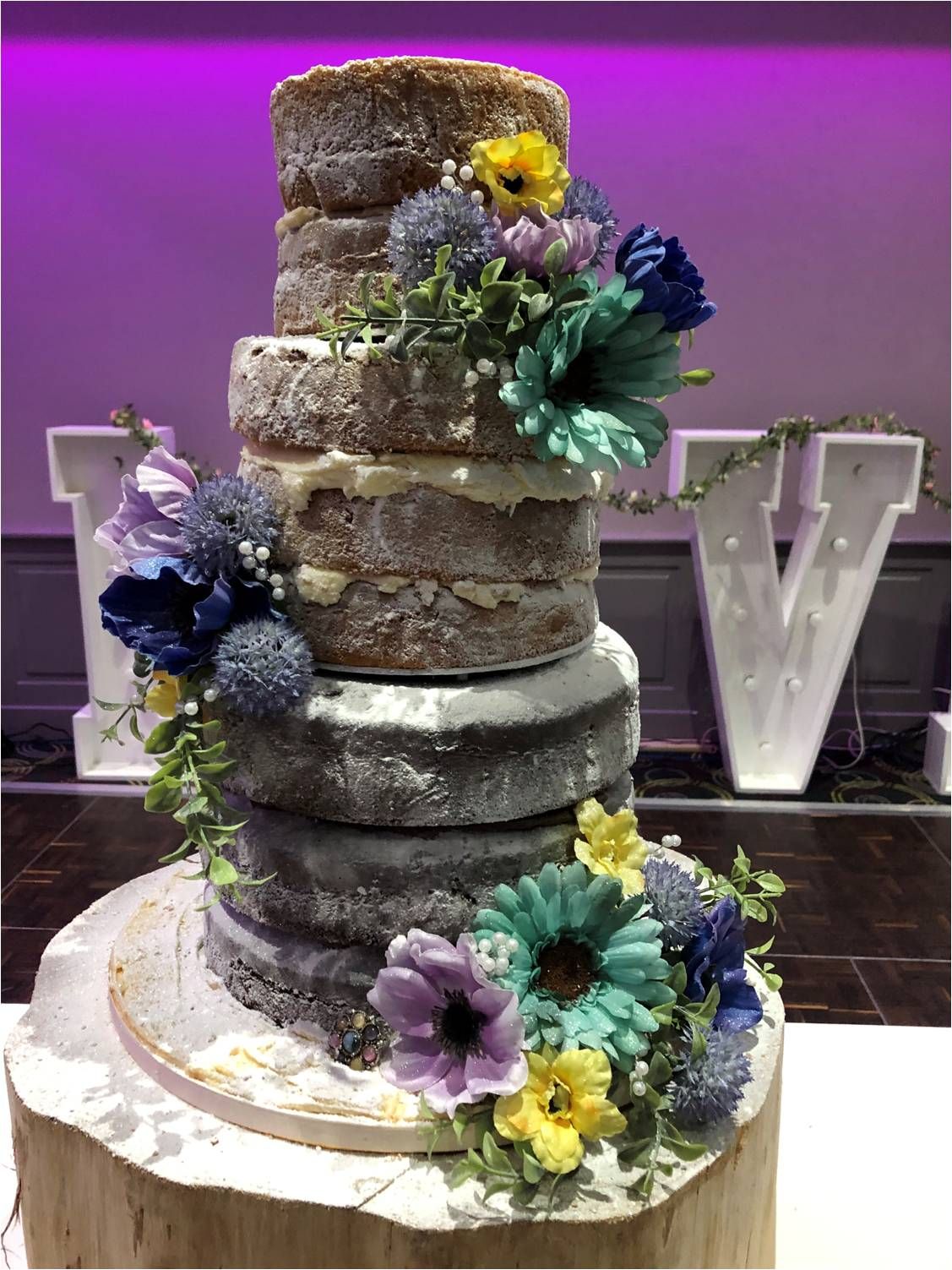 Sarahs Wedding Cakes-Image-2