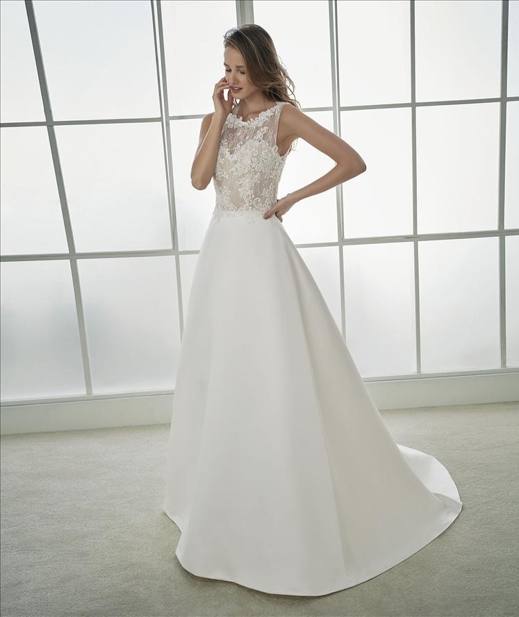 Cloud Nine Bridal Wear-Image-15