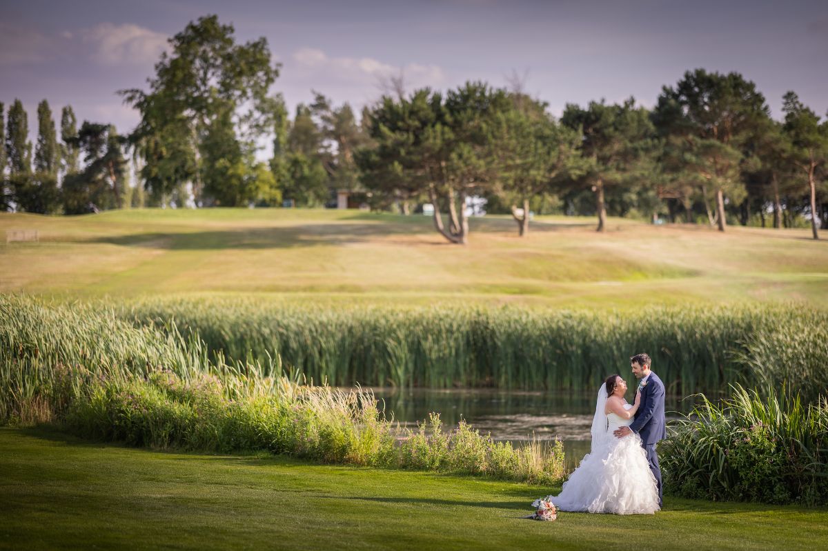 Gallery Item 21 for Grimsby Golf Club Weddings