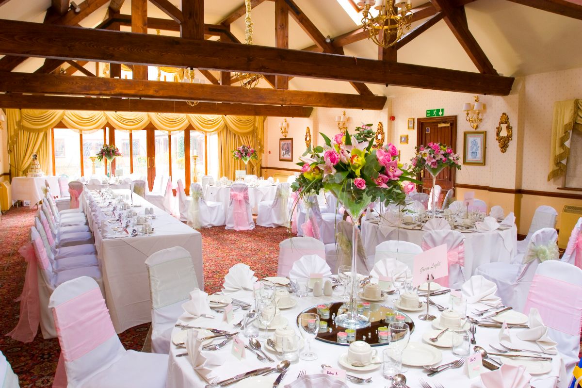 The Olde Barn Hotel-Image-4