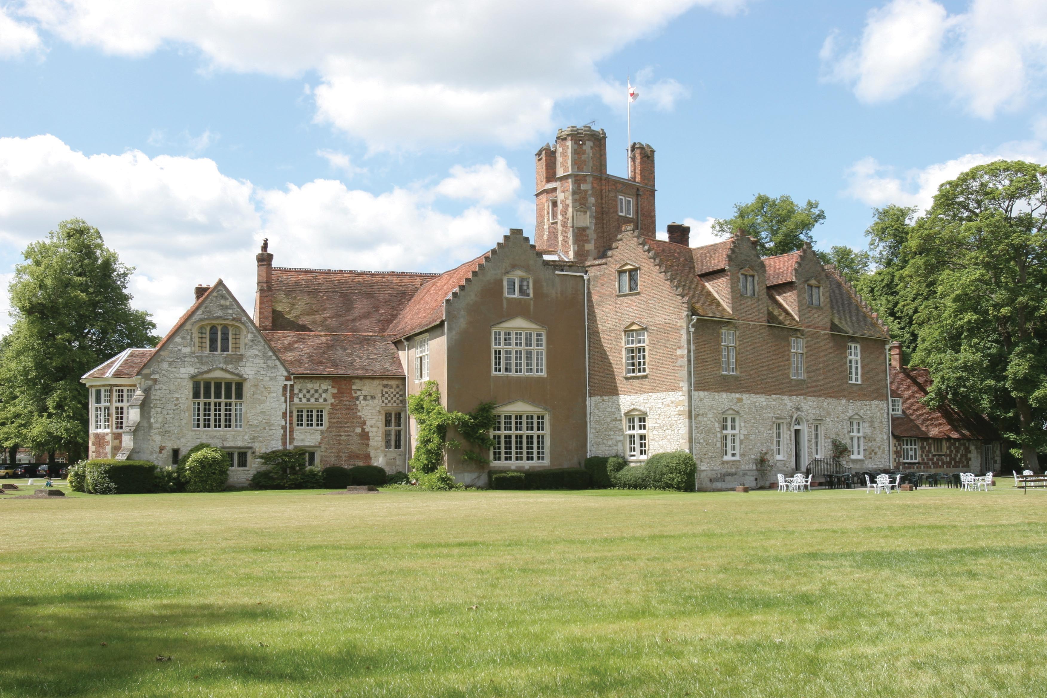 Bisham Abbey -Image-1