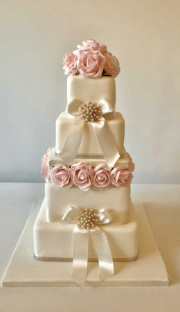 Anns Designer Cakes-Image-3
