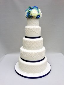 Anns Designer Cakes-Image-69