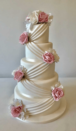 Anns Designer Cakes-Image-15