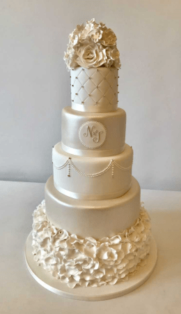 Anns Designer Cakes-Image-7