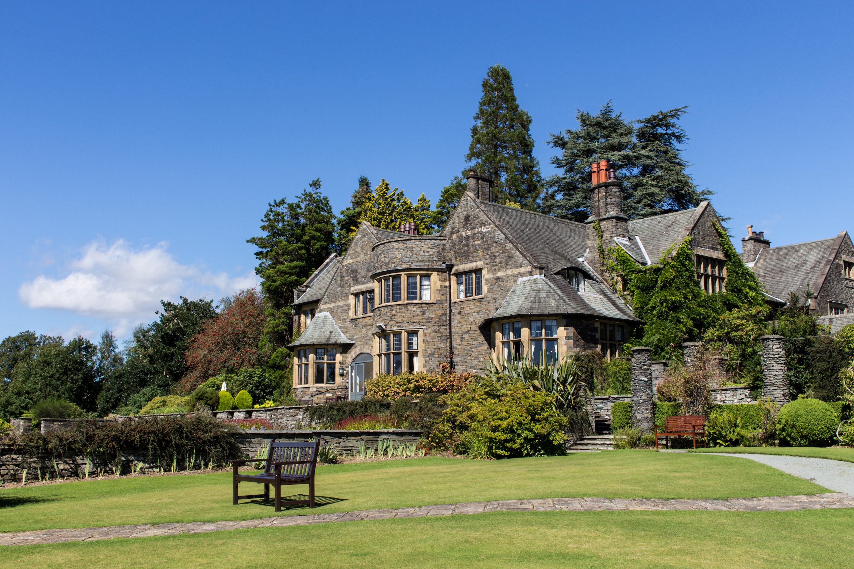 Wedding Venue in Cumbria Cragwood Country House Hotel UKbride