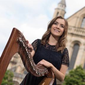 Emer Shearer Harpist-Image-9