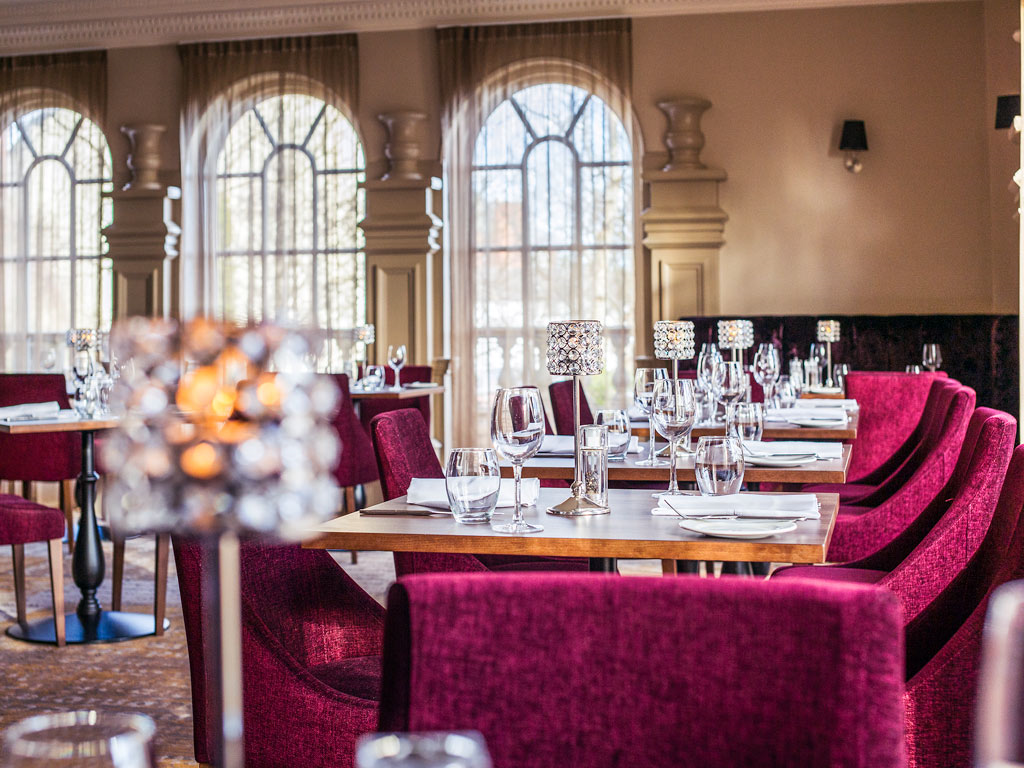 Mercure Southgate Hotel-Image-1