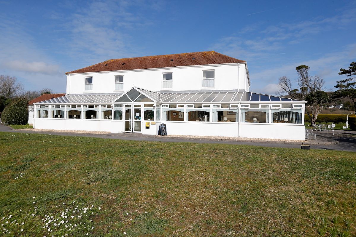Ashburnham Hotel-Image-1