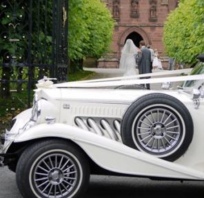 Bespoked Wedding Cars-Image-30
