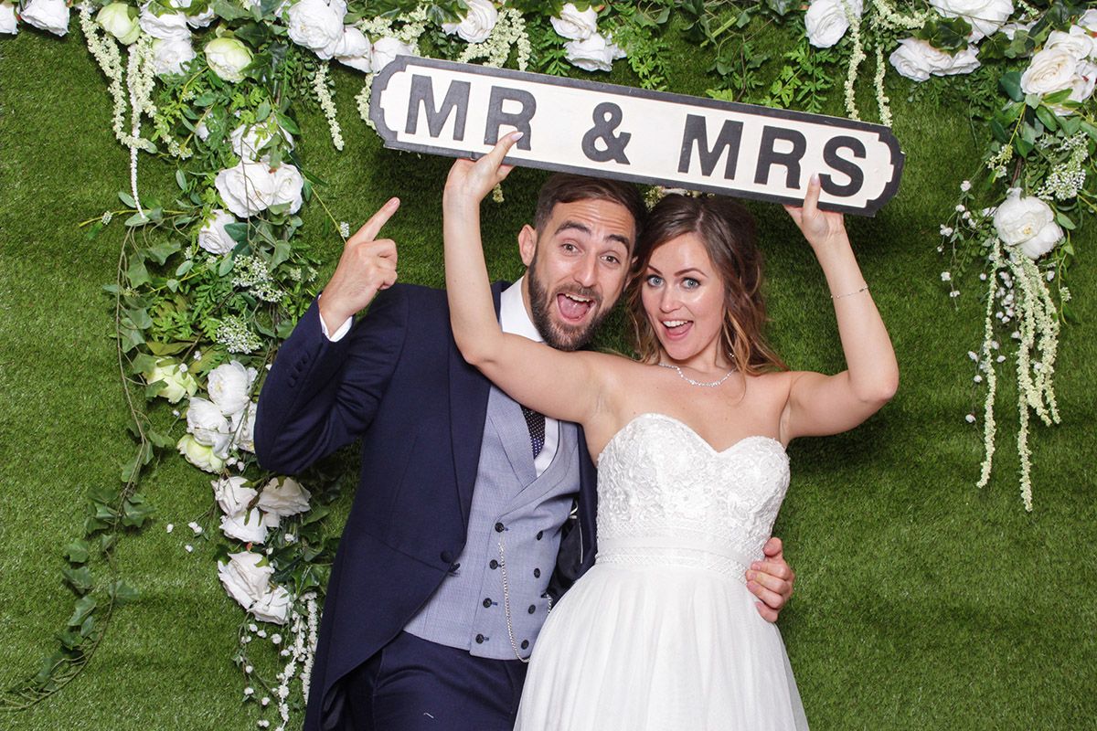 Smartpicsuk Photobooths-Image-1