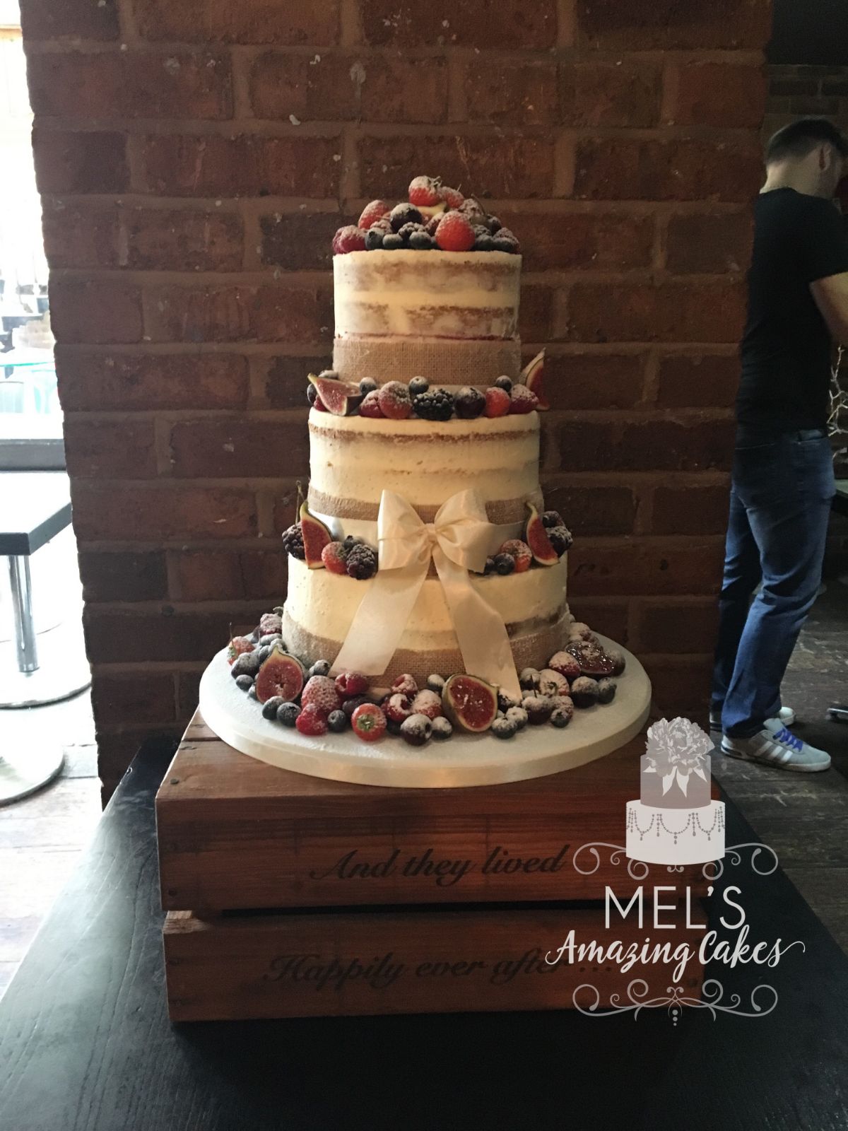 Mel's Amazing Cakes-Image-16