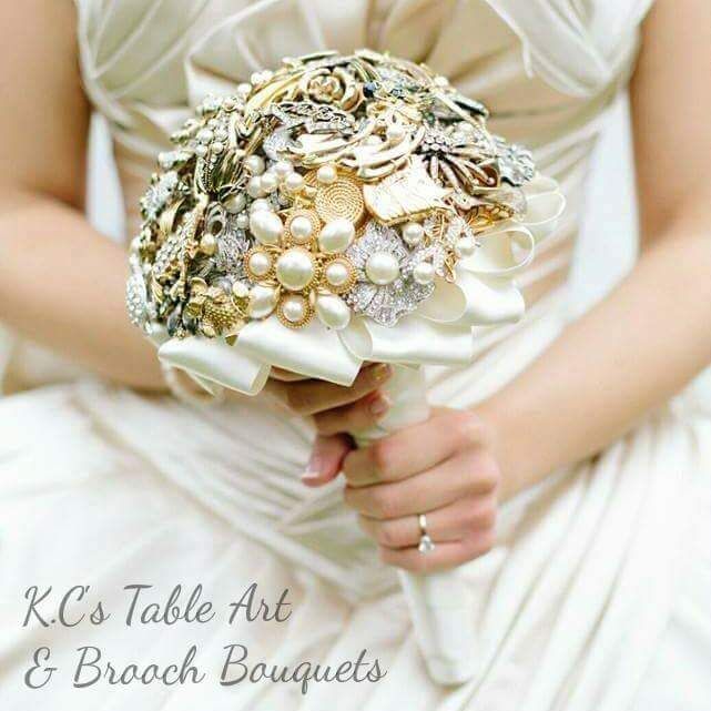 K.C.'s Table Art & Brooch Bouquets-Image-43