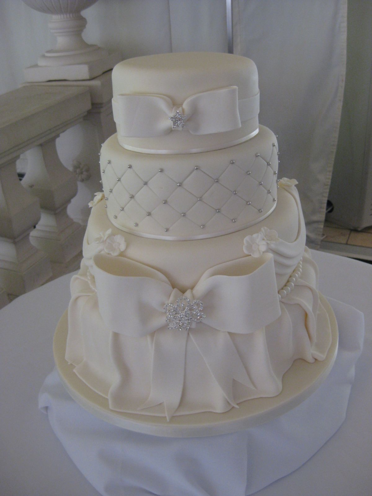 Karen's Celebration Cakes-Image-28