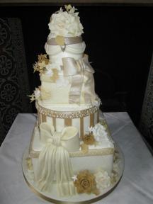 Classic Cakes-Image-11