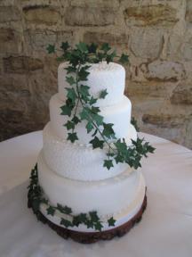 Classic Cakes-Image-16