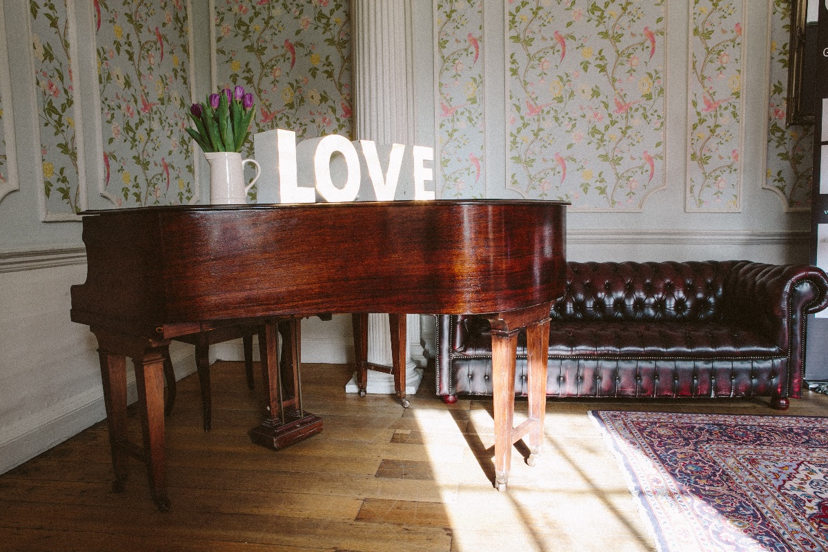 Gallery Item 39 for Gildredge Manor