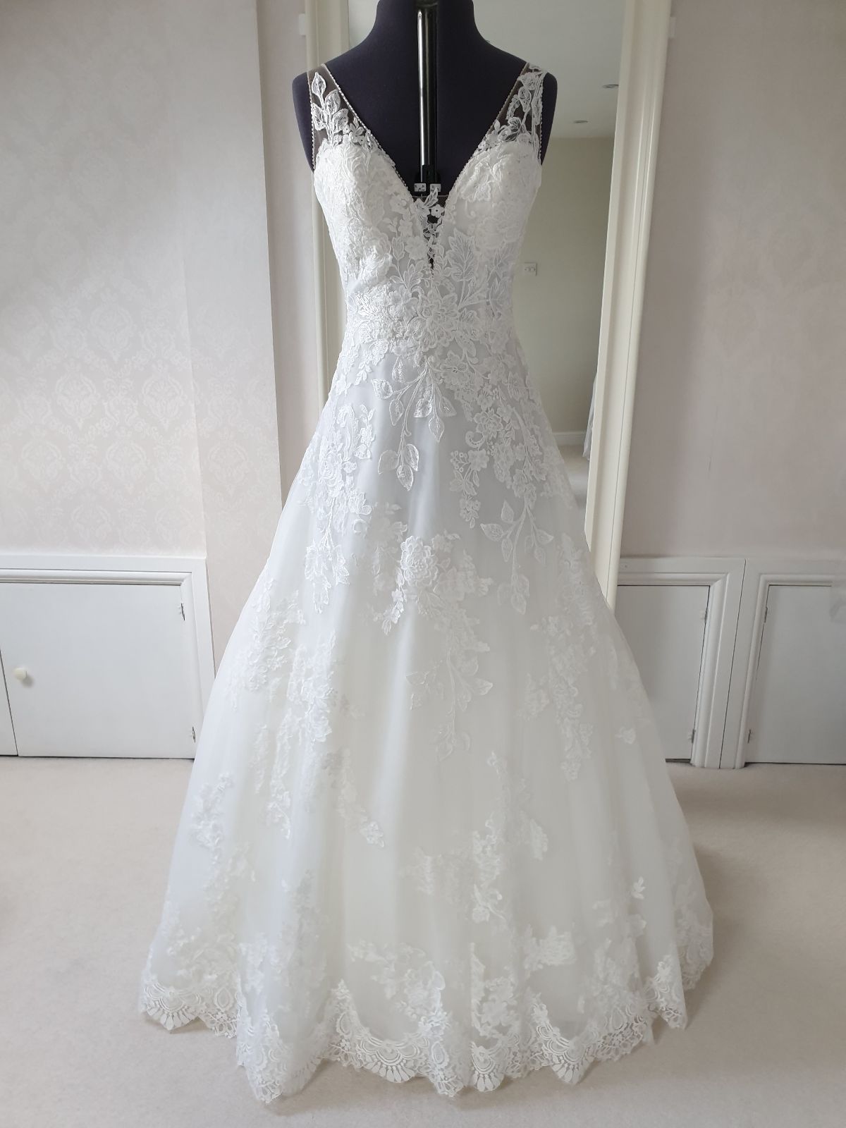 Dream Second Hand Wedding Dress Agency-Image-59