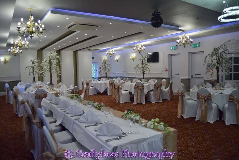 Holiday Inn Leeds - Bradford-Image-3