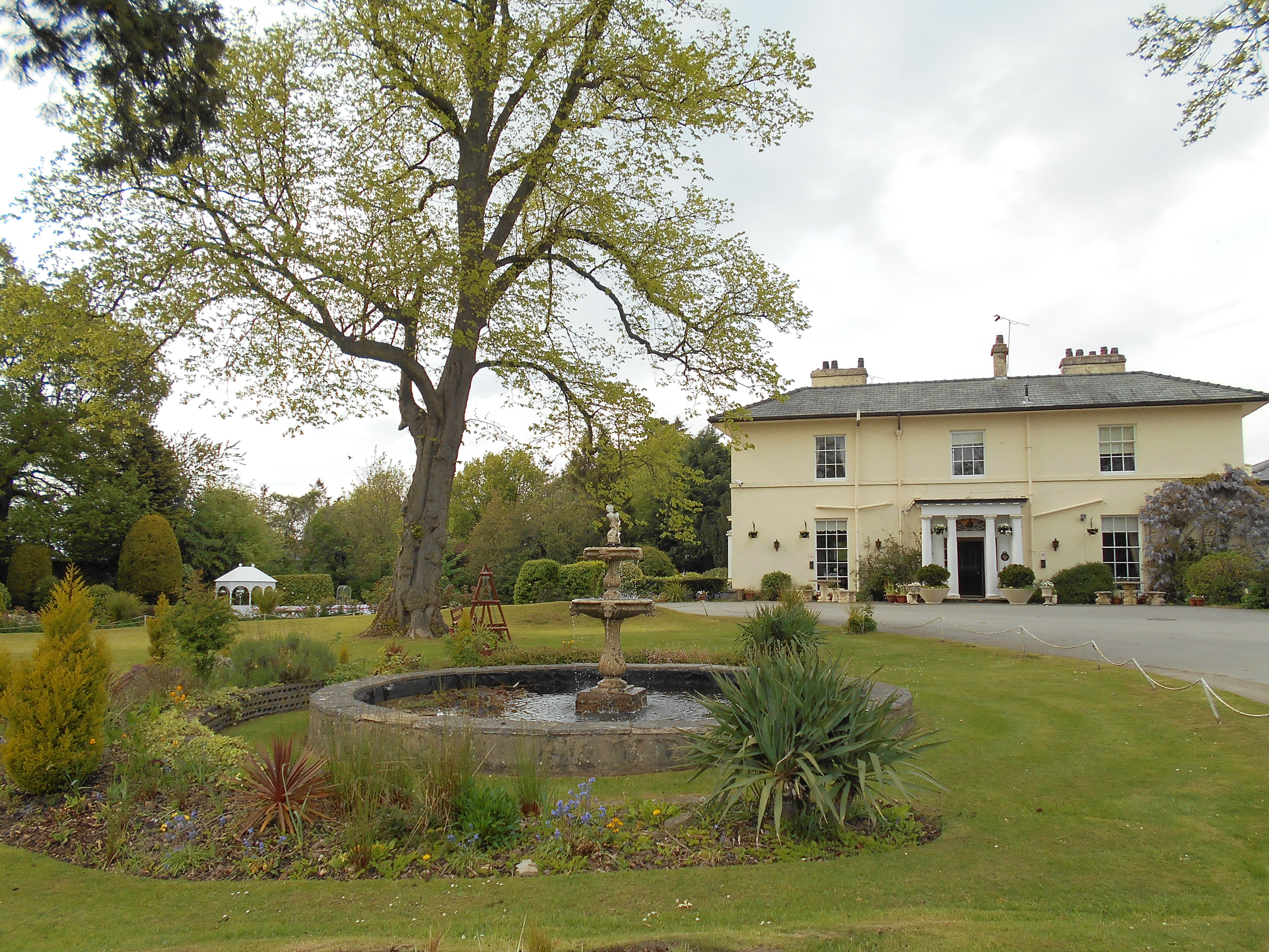 highfield hall-Image-1