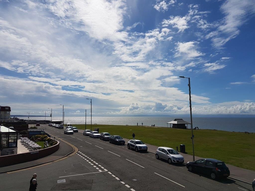 Gallery Item 101 for Fairways Hotel