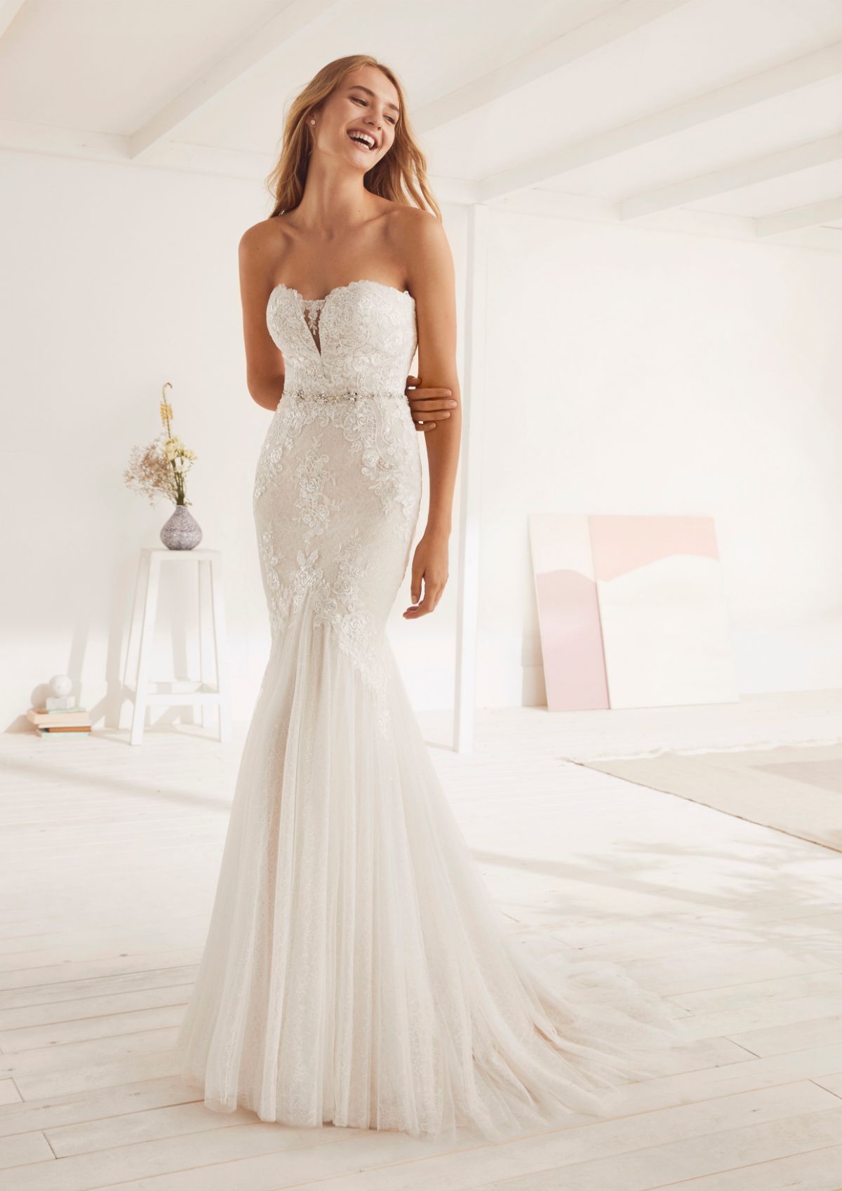 Romantic Dreams Bridal Boutique-Image-2