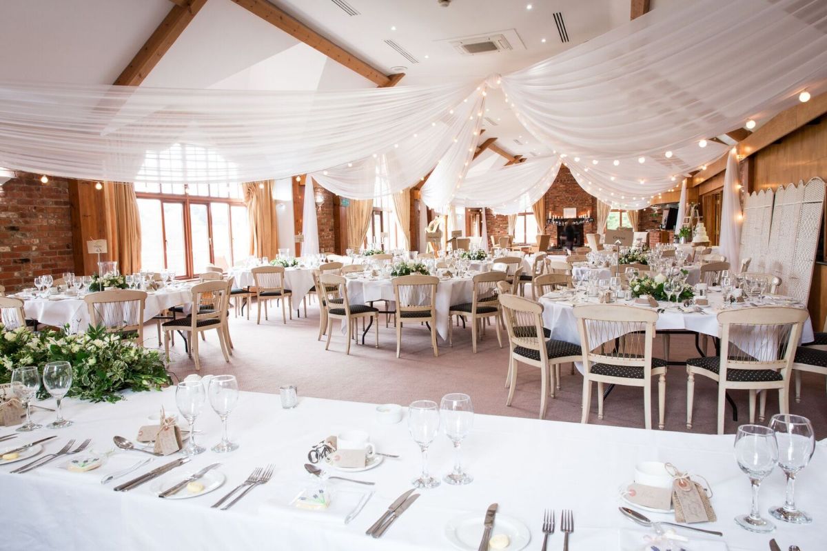 Wedding Venue in Westerham, Westerham Golf Club UKbride