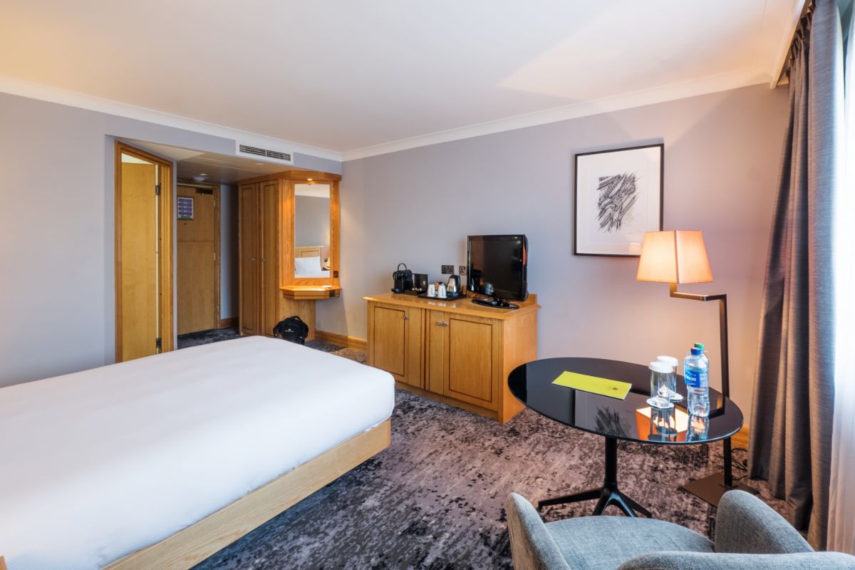 Doubletree by Hilton Swindon-Image-98
