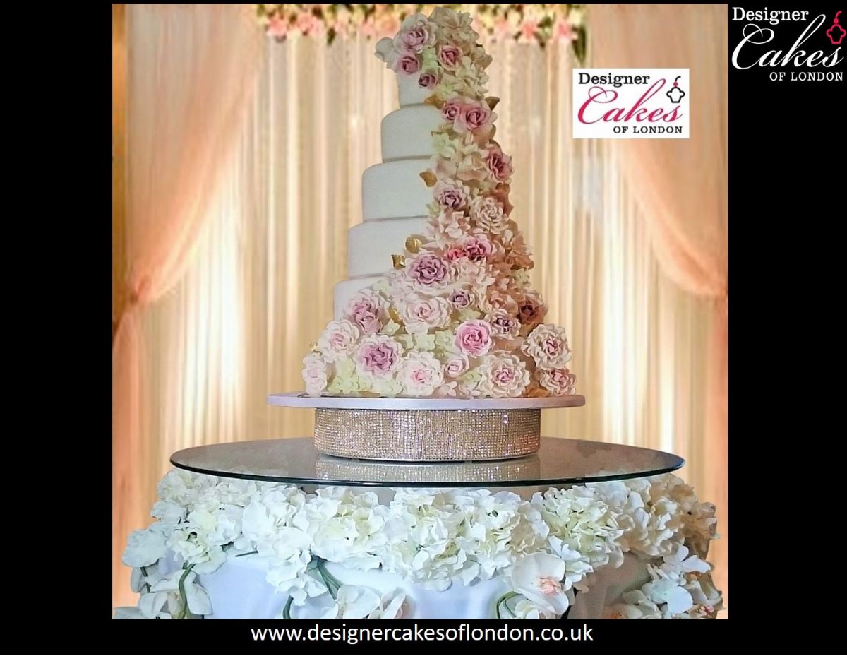 Designer Cakes of London-Image-3