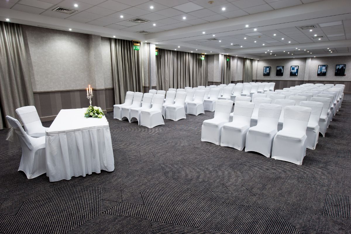 DoubleTree by Hilton Edinburgh Airport-Image-16