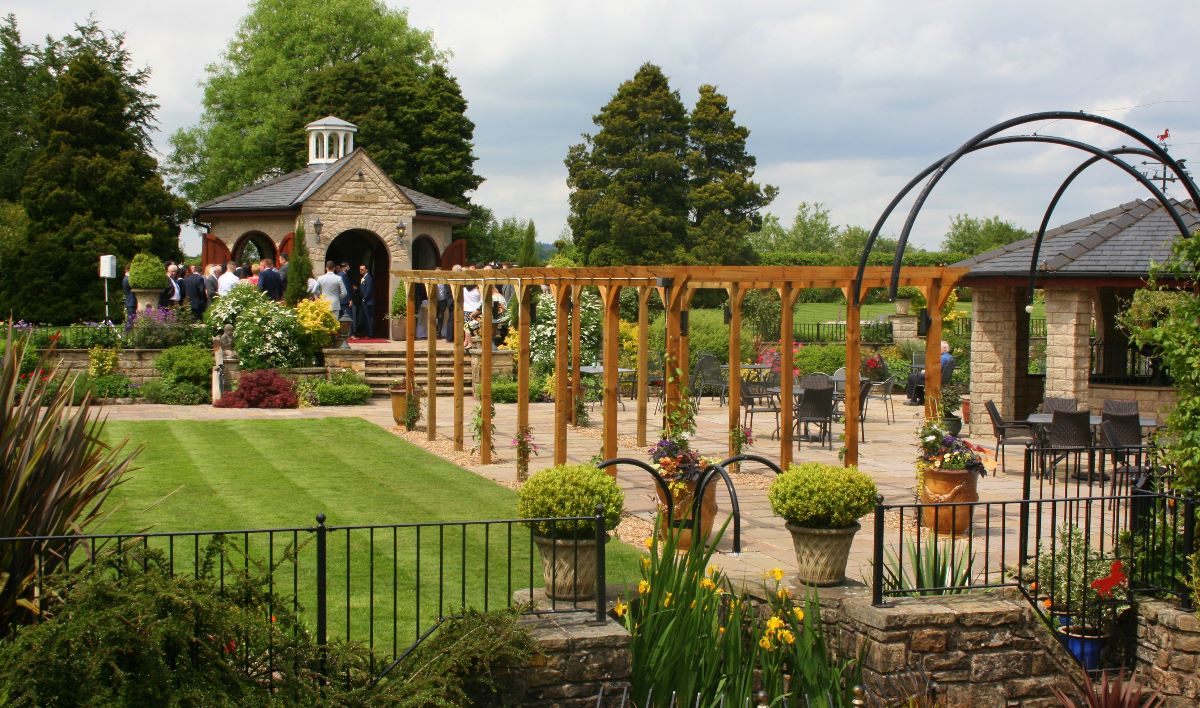 Ferrari's Country House Hotel-Image-1