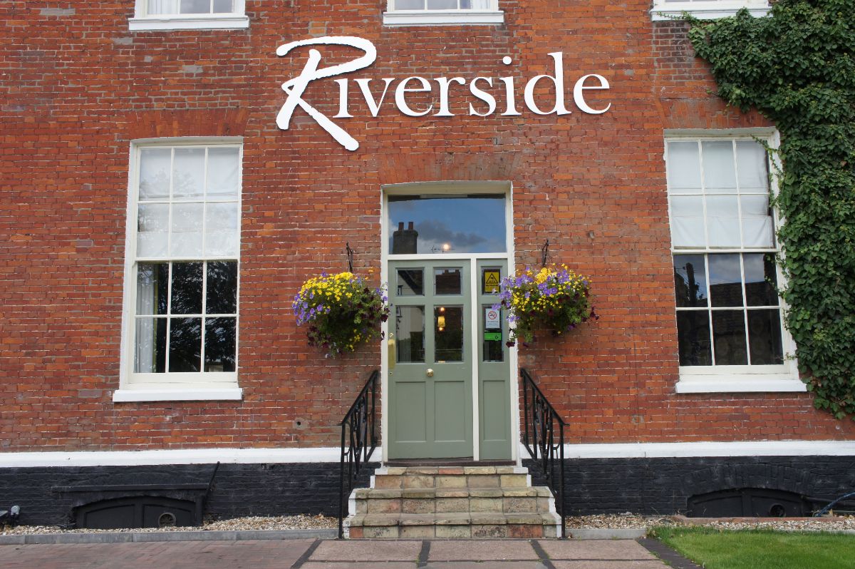 Gallery Item 28 for Riverside House Hotel