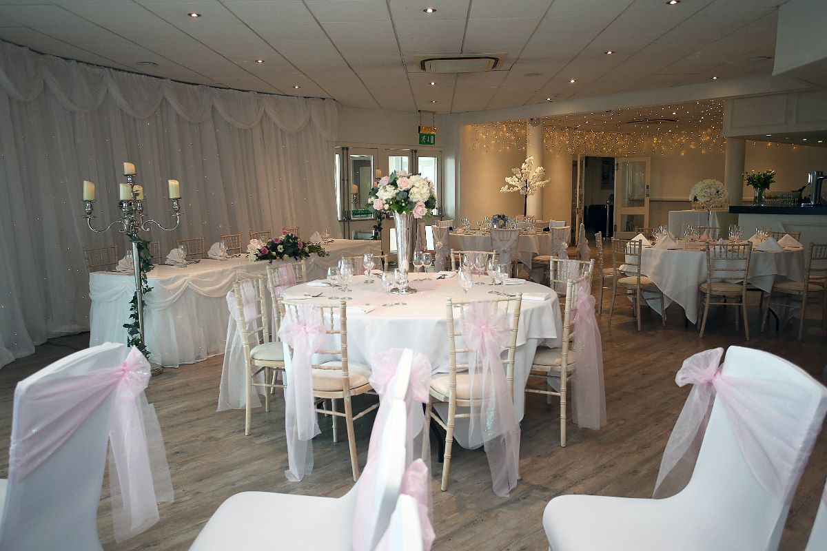 Wedding Venue in SouthendonSea, The Cliffs Pavilion UKbride