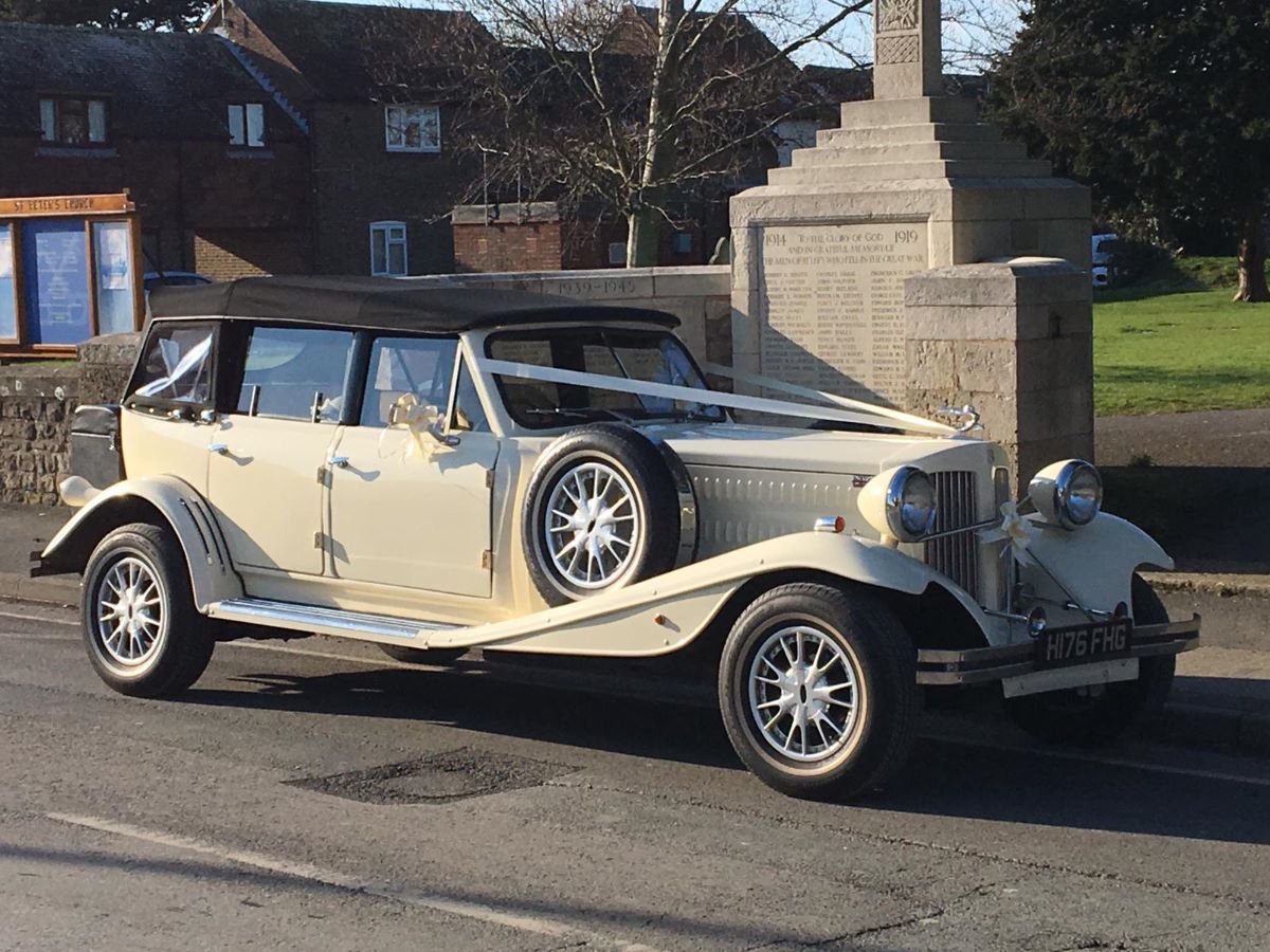 Brooklands Wedding Cars Sussex-Image-24