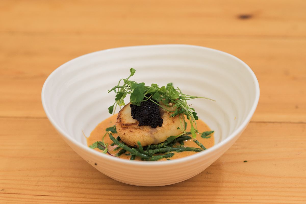 Caviar & Chips-Image-12