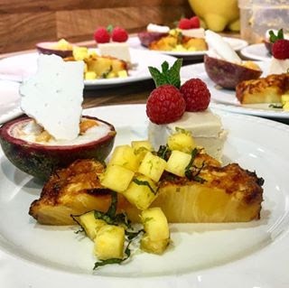 Caviar & Chips-Image-61