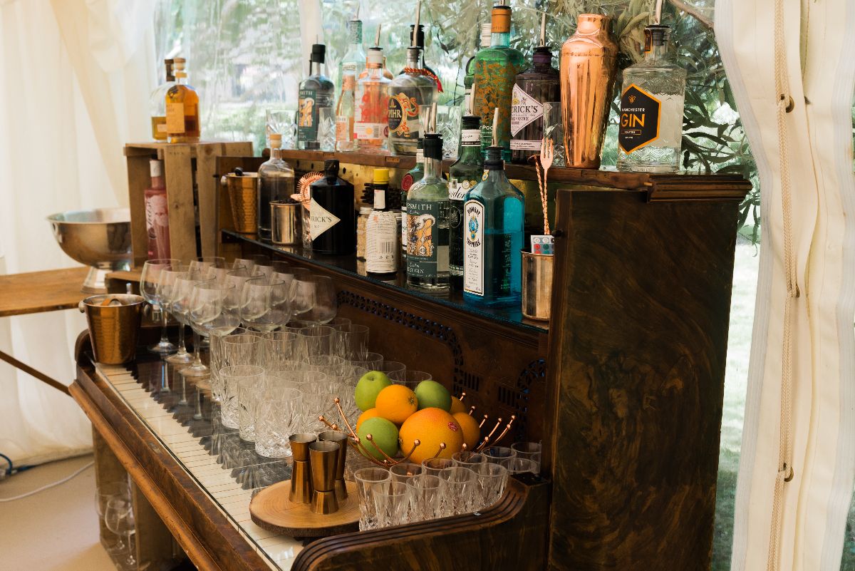 Caviar & Chips-Image-21