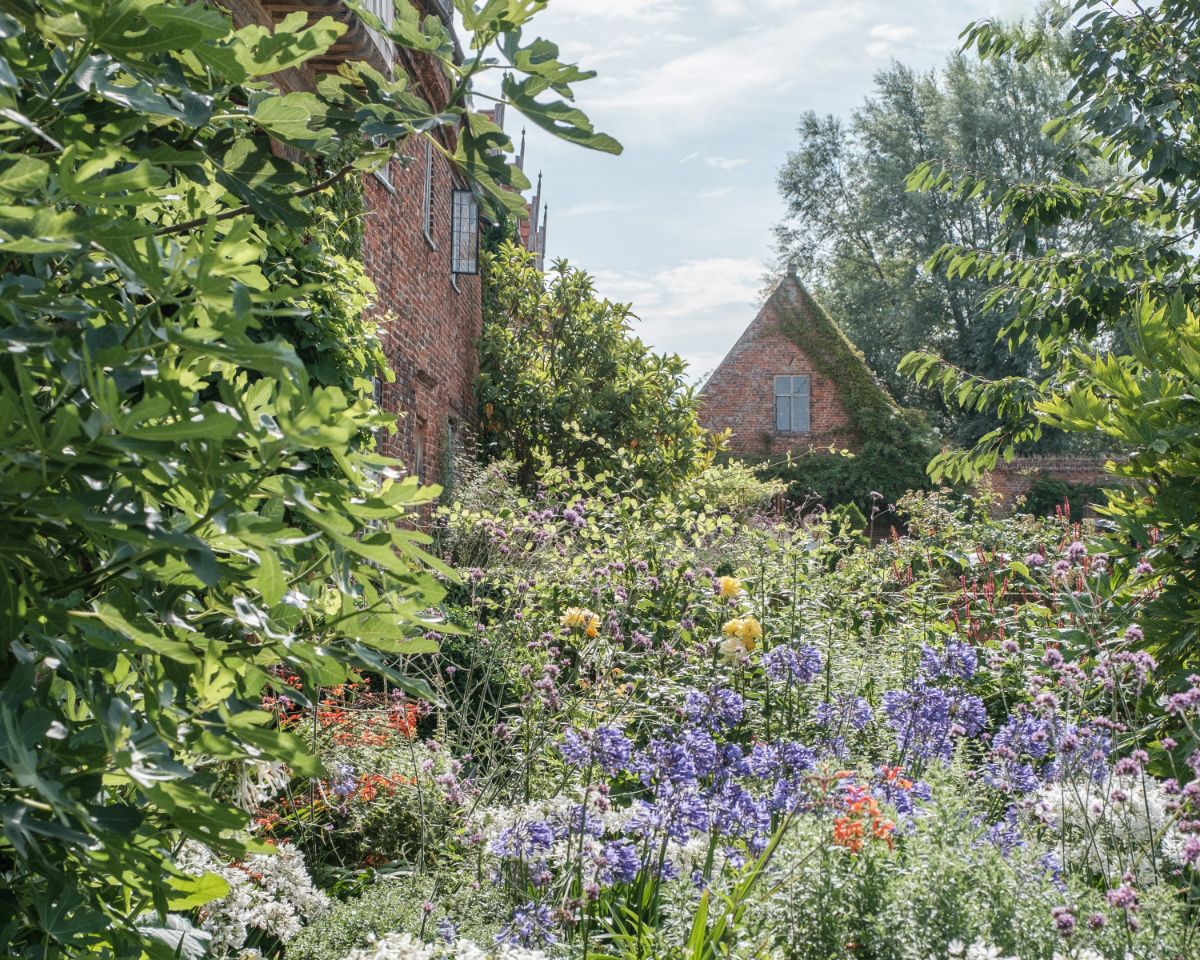 Hales Hall & The Great Barn-Image-5