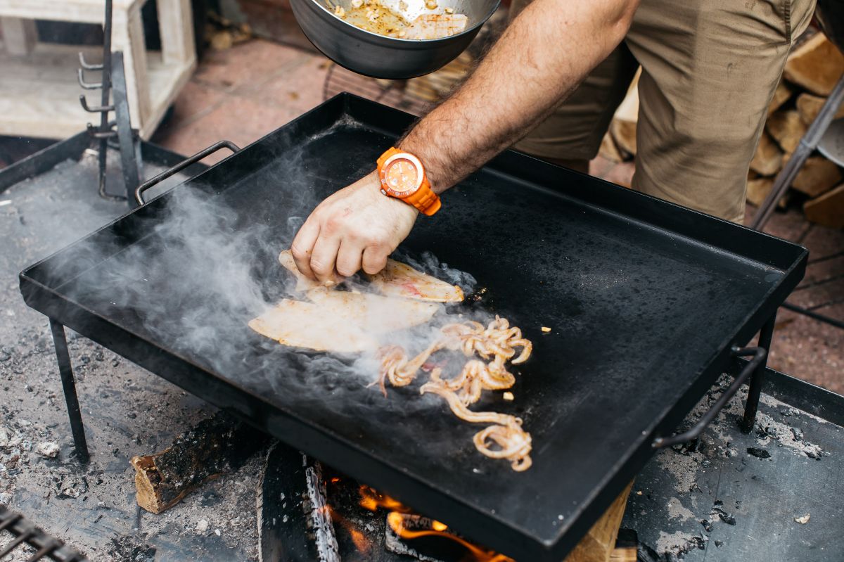 Smoke Tin Kitchen-Image-99