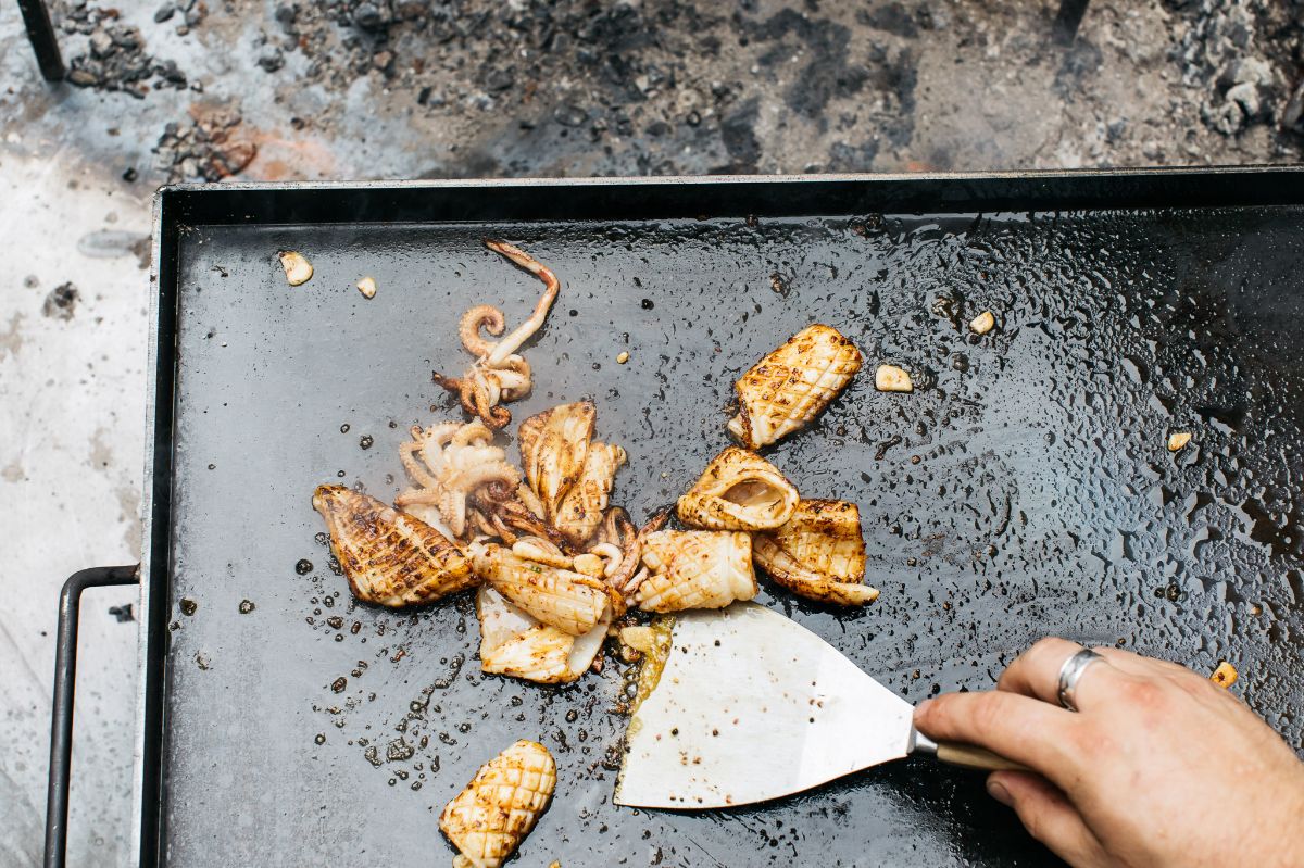 Smoke Tin Kitchen-Image-93